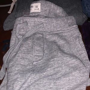 Men’s Abercrombie sweatpants ( joggers) XS